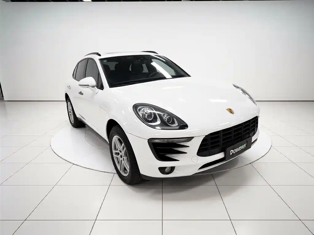 Macan 2017 Macan 2.0T купить на сайте DeffCars