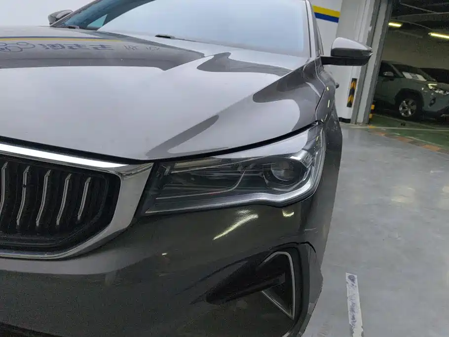 Emgrand 2023 4th Generation Champion Edition 1.5L CVT Luxury Model купить на сайте DeffCars