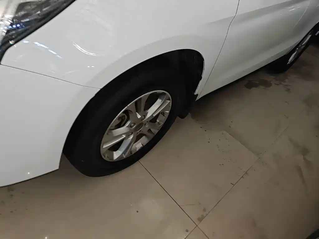 HAVAL M6 2017款 1.5T 自动两驱精英型 купить на сайте DeffCars