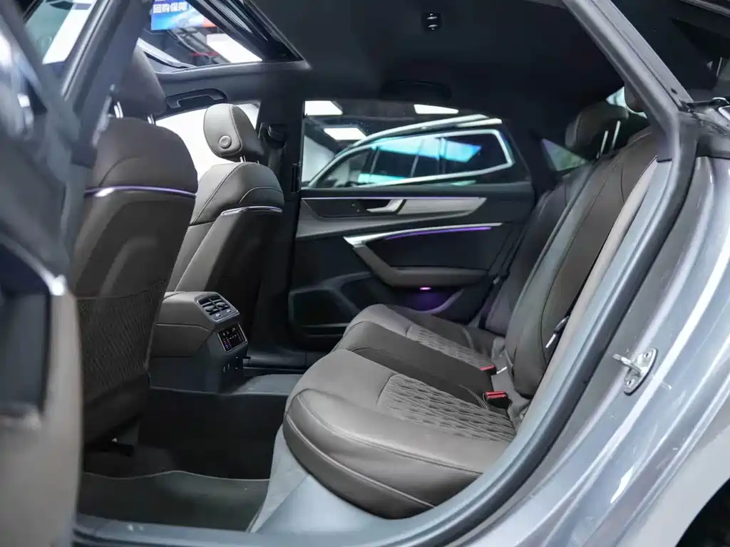 Audi A7L 2022 45 TFSI quattro S-line Wind Rider купить на сайте DeffCars