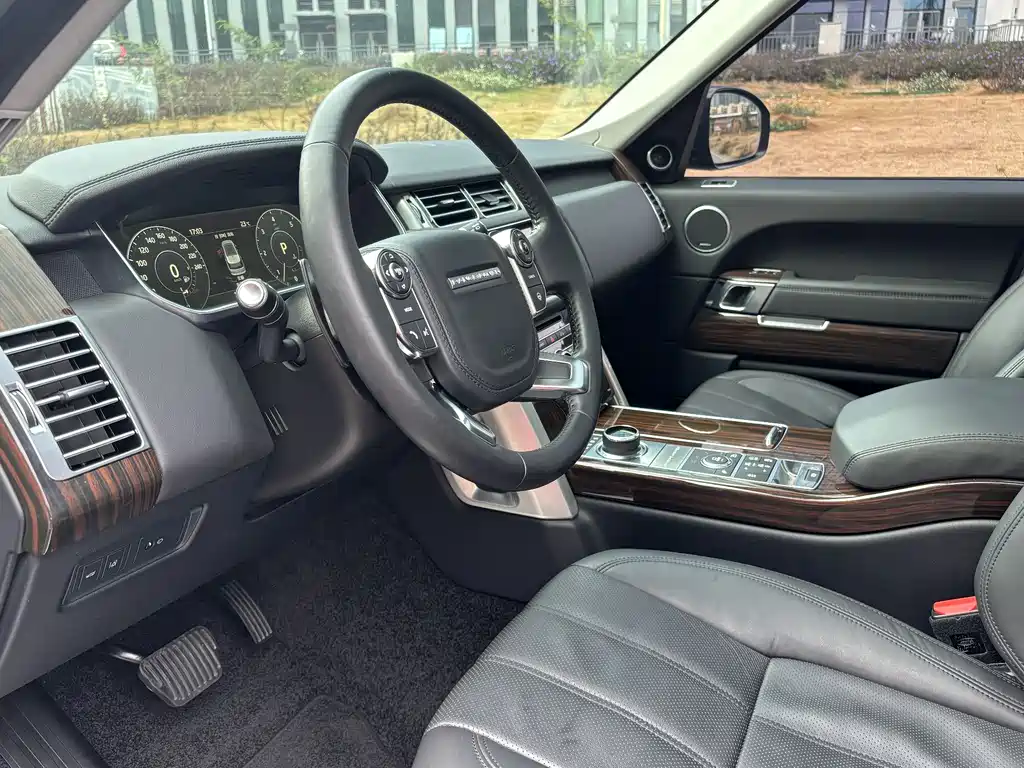 Range Rover 2015 3.0 TDV6 Vogue купить на сайте DeffCars