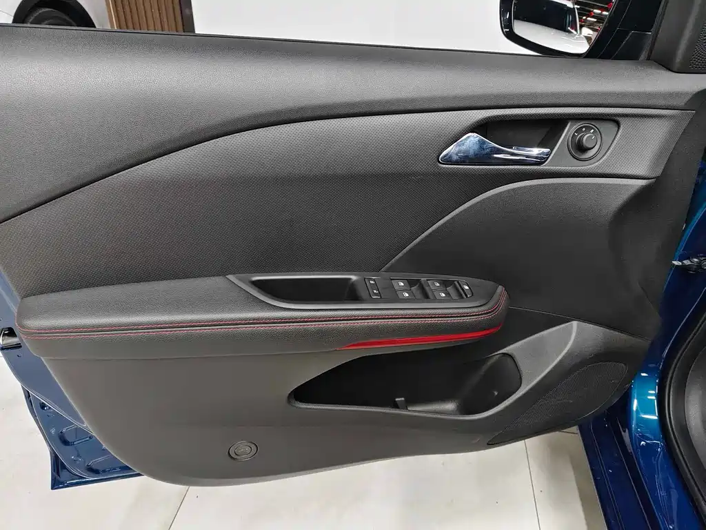 Cruze 2020 mild hybrid RS 330T automatic smooth version купить на сайте DeffCars