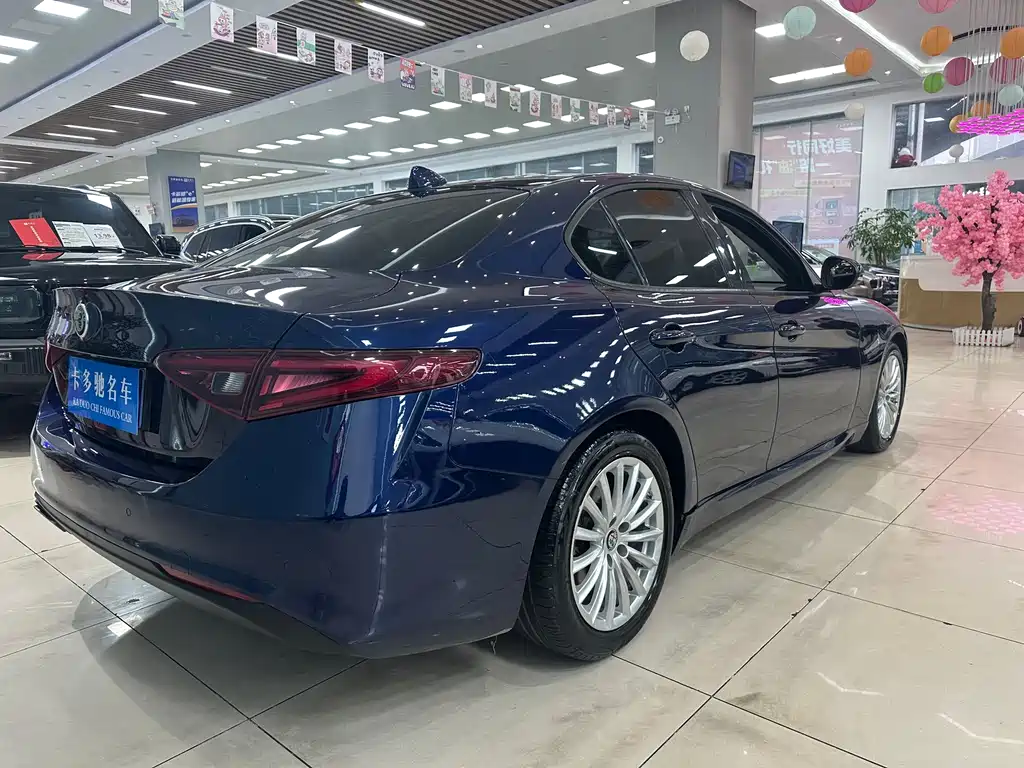 Giulia Juliet 2017 2.0T 200HP Elite Edition купить на сайте DeffCars