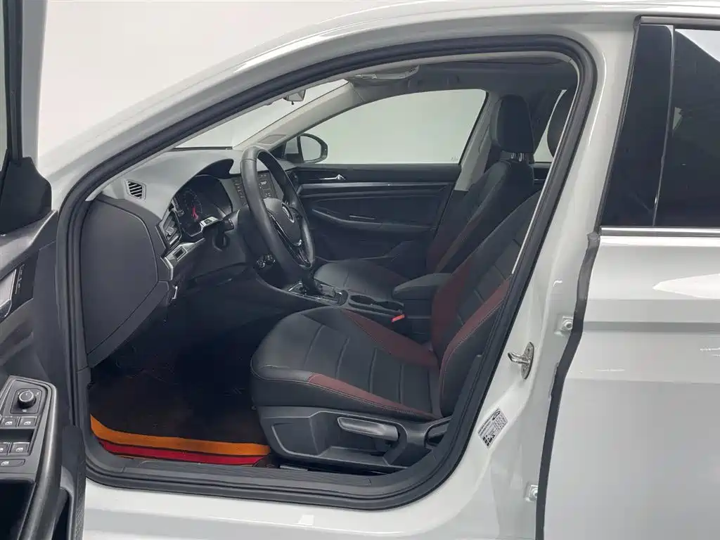 Bora 2021 1.5L automatic comfort intelligent connected version купить на сайте DeffCars