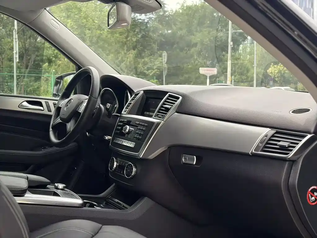 Mercedes-Benz M-Class 2015 ML 320 4MATIC купить на сайте DeffCars