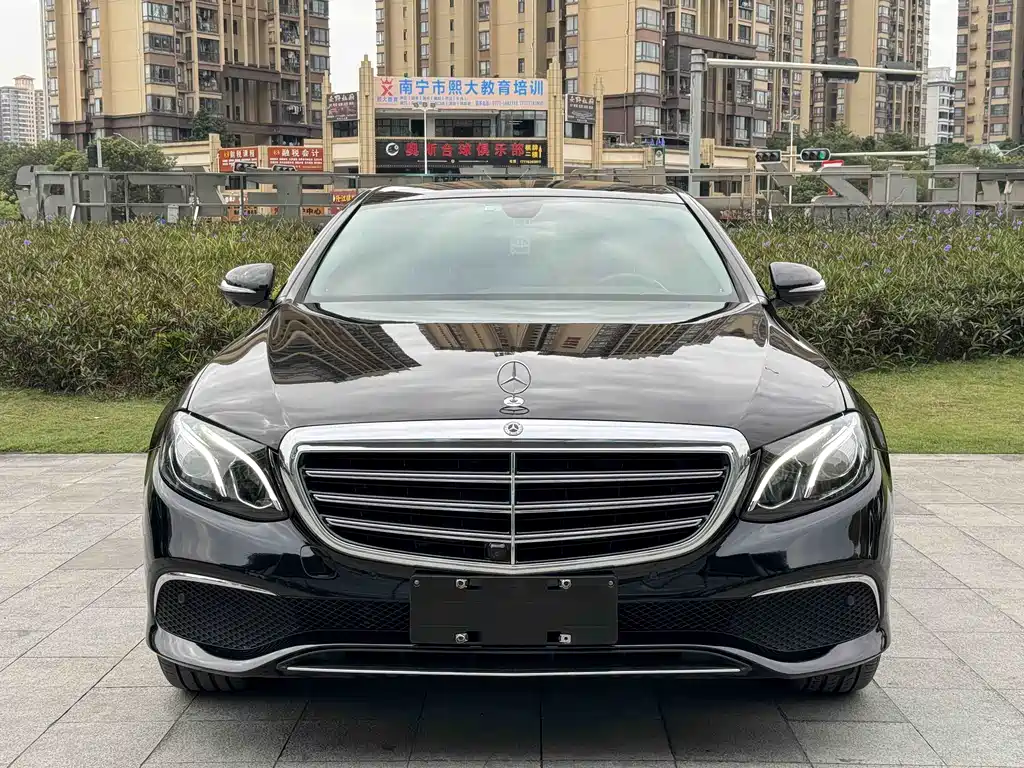 Mercedes-Benz E-Class 2019 E 300 L Luxury Model купить на сайте DeffCars
