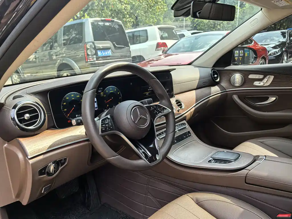 Mercedes-Benz E-Class 2022 E 300 L Luxury Model купить на сайте DeffCars