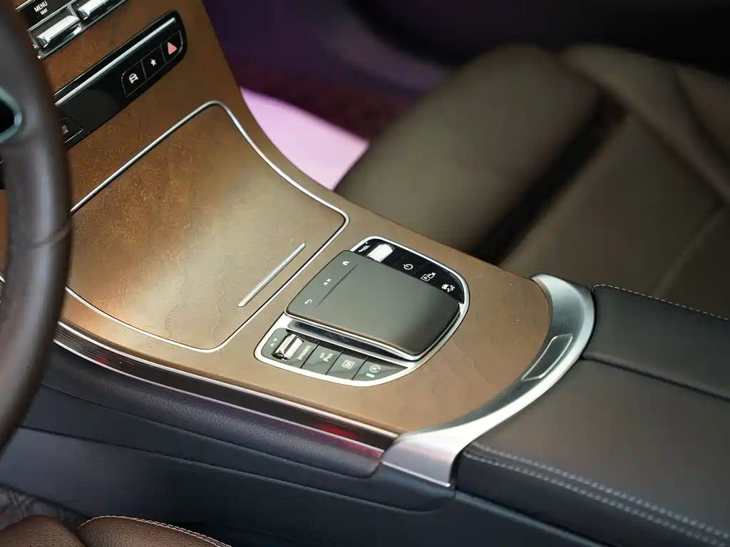 Mercedes-Benz GLC 2022 facelift 2 GLC 260 L 4MATIC luxury model купить на сайте DeffCars