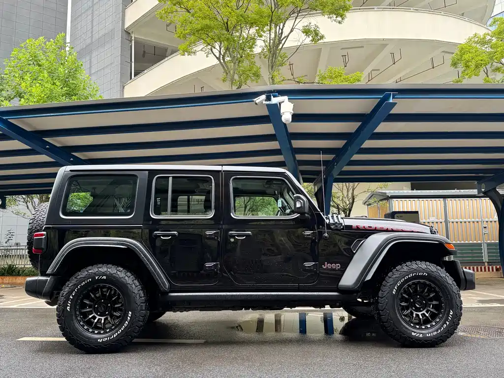 Wrangler 2021 2.0T Robin Han Four Door Edition купить на сайте DeffCars