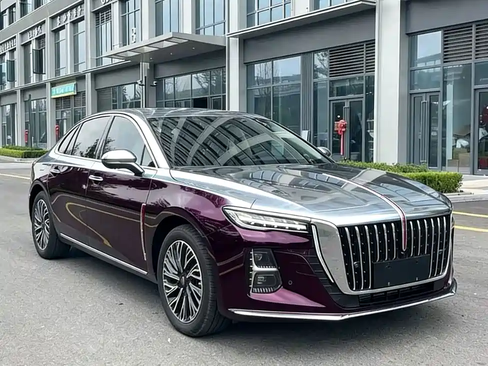 Hongqi H5 2023 2.0T Automatic Zhilianqichang Edition купить на сайте DeffCars