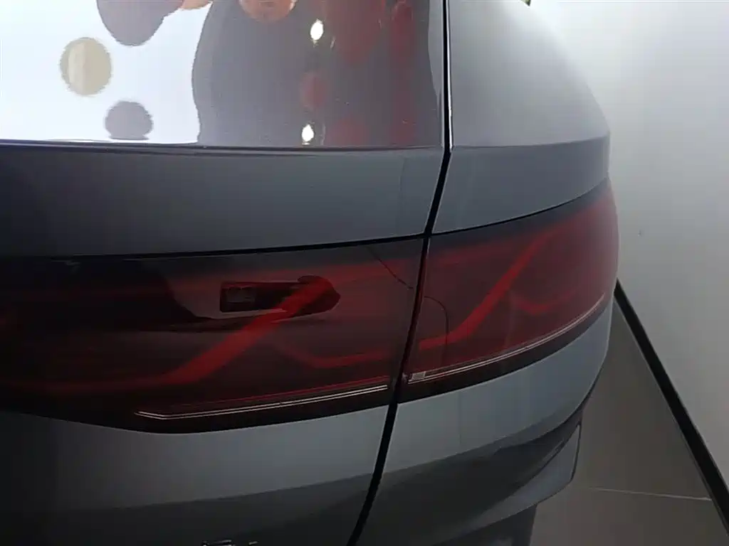 Qin L 2024 DM-i 120KM leading model купить на сайте DeffCars