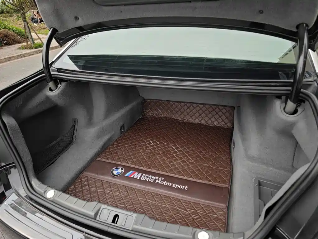 BMW 7 Series 2009 740Li Leading Model купить на сайте DeffCars