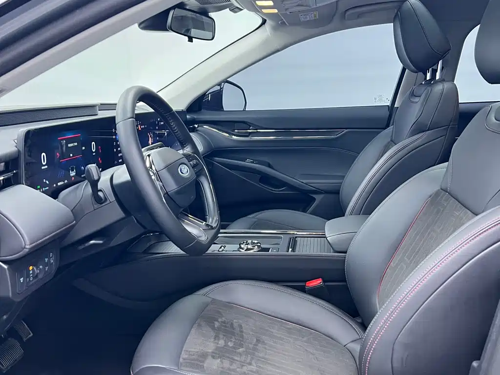 Mondeo 2023 EcoBoost 245 Luxury купить на сайте DeffCars