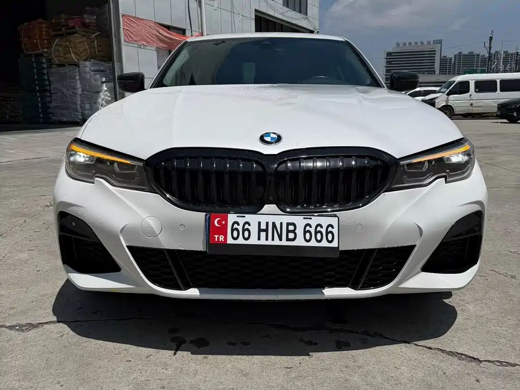 BMW 3 Series 2020 330i M Sports Night Package купить на сайте DeffCars