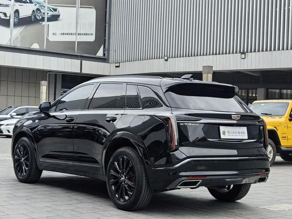 Cadillac XT5 2025 2.0T luxury model купить на сайте DeffCars