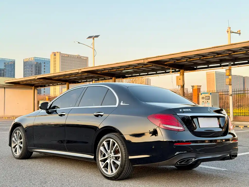 Mercedes-Benz E-Class 2017 E 200 Sports купить на сайте DeffCars