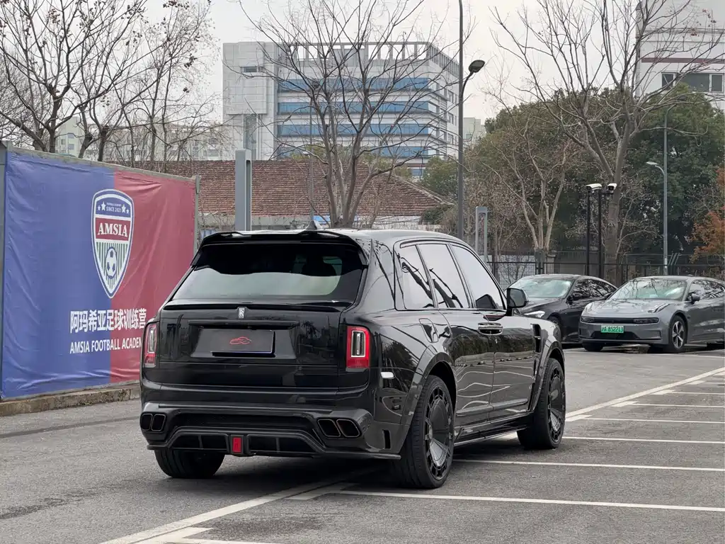 Cullinan 2018 four-seat version купить на сайте DeffCars
