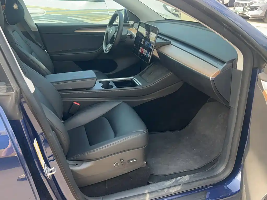 Model Y 2021 long-range all-wheel drive version купить на сайте DeffCars