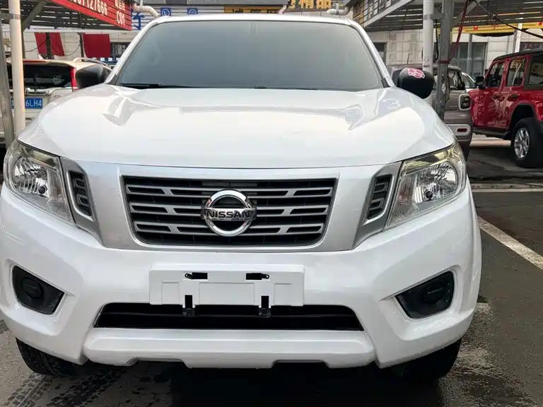 Navarra 2019 2.5L manual two-wheel drive comfort model National VI QR25 купить на сайте DeffCars