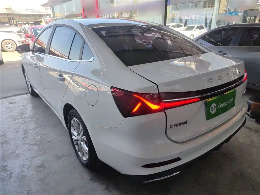 Roewe i5 2023 1.5L CVT Deluxe Edition купить на сайте DeffCars
