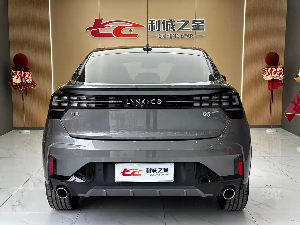 Lynk & Co 05 2020 2.0TD four-wheel drive Halo купить на сайте DeffCars