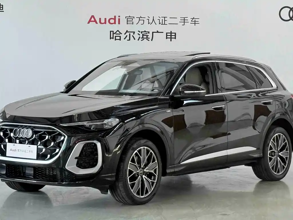 Audi Q5L 2026 2.0T Exclusive Edition for Ten Million Users купить на сайте DeffCars