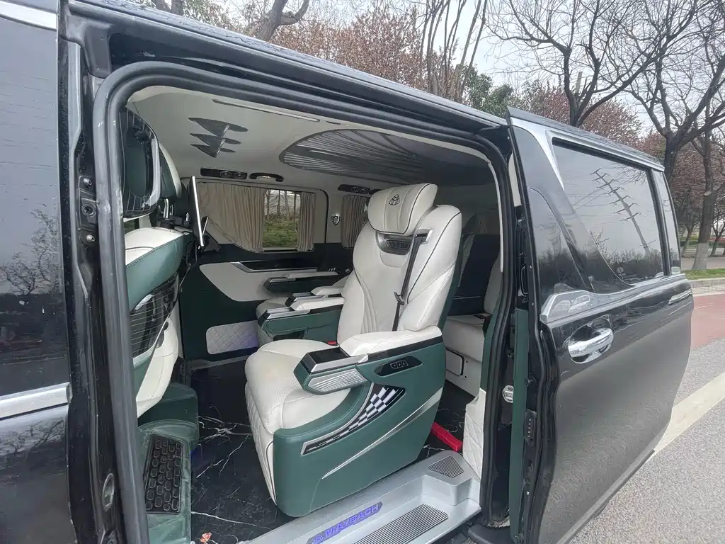 Vito 2021 2.0T Business Edition 7 seats купить на сайте DeffCars
