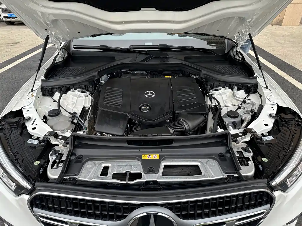 Mercedes-Benz GLC 2023 facelift GLC 260 L 4MATIC dynamic 5-seater купить на сайте DeffCars