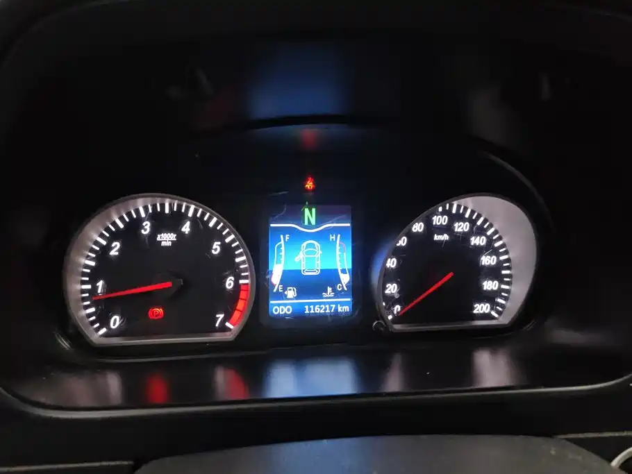 BAIC Huansu H2 2015 1.5L AMT luxury model BJ415C купить на сайте DeffCars