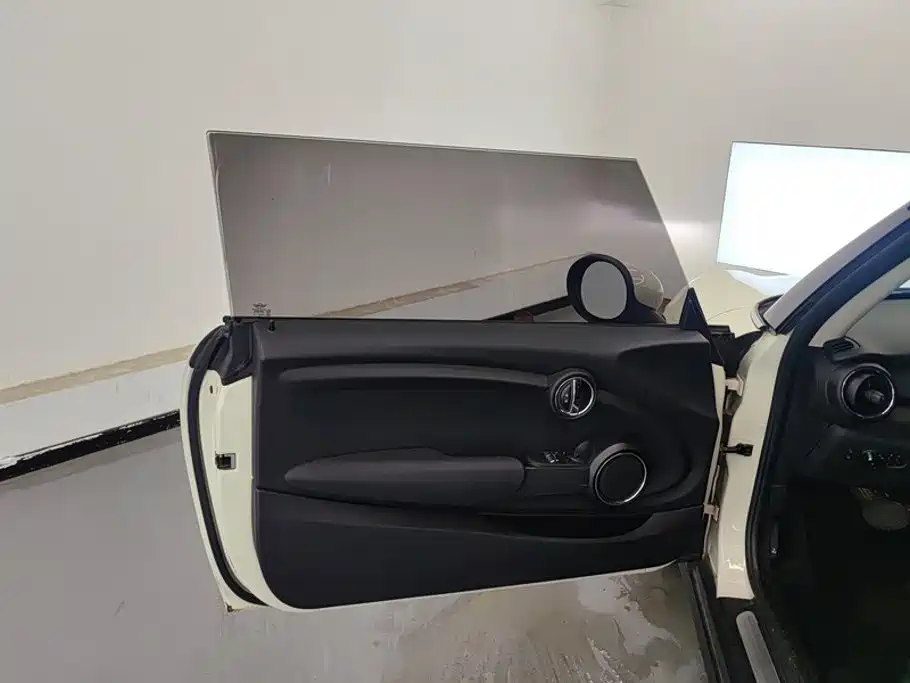 Mini 2018 1.5T one plus five-door edition купить на сайте DeffCars