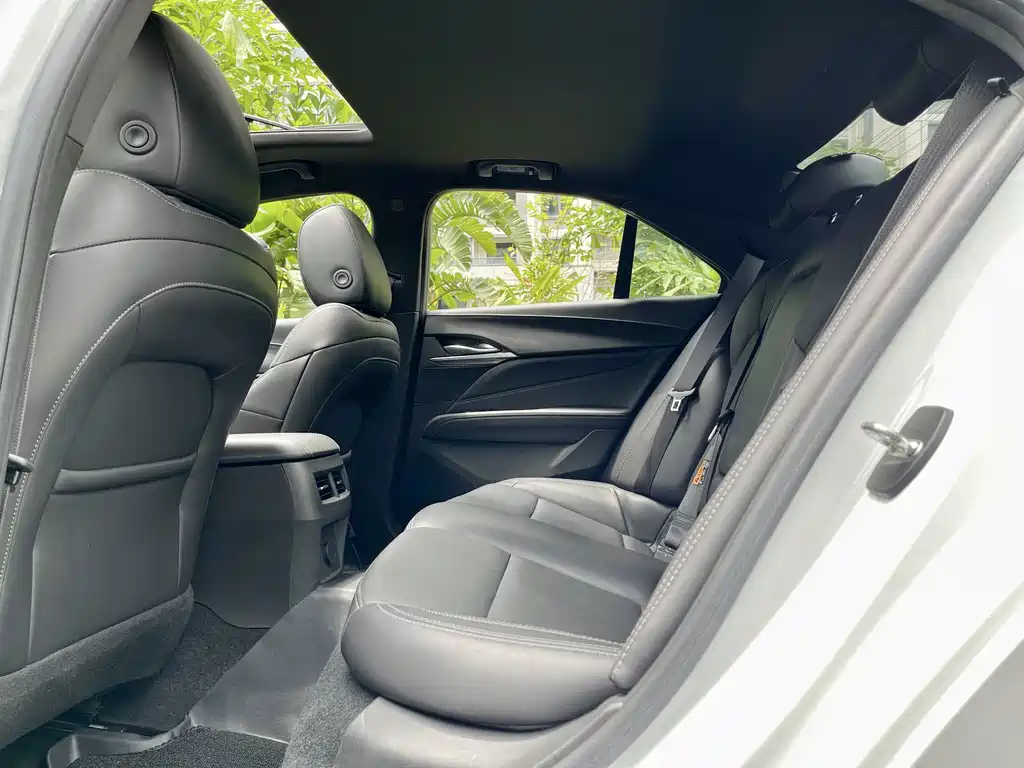 Cadillac CT4 2021 28T luxury model купить на сайте DeffCars