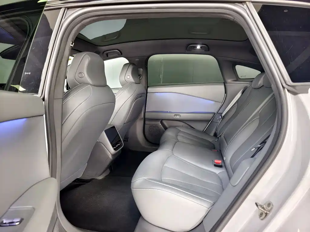 Xpeng P7+ 2024 Long Battery Life Max купить на сайте DeffCars