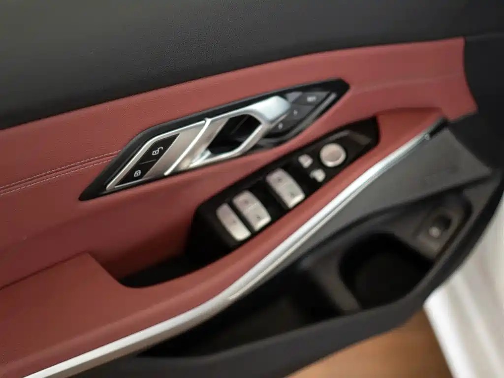 BMW 3 Series 2023 325Li M Sports Night Package купить на сайте DeffCars