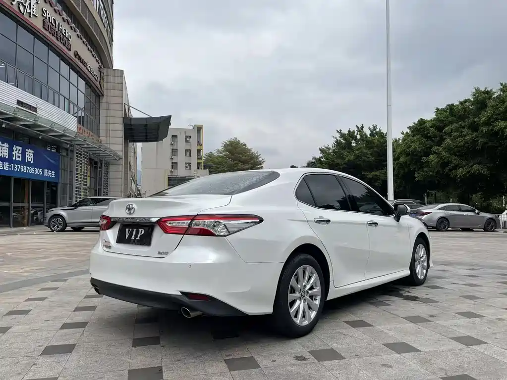 Camry 2019 facelift 2.0G Deluxe Edition купить на сайте DeffCars