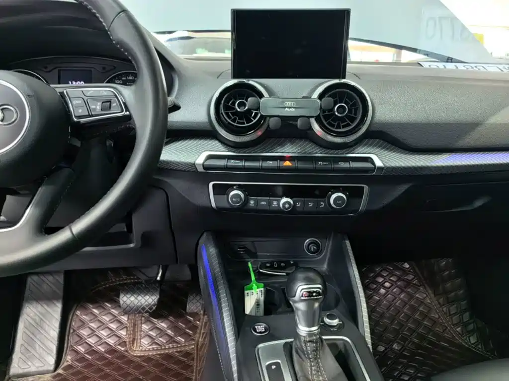 Audi Q2L 2022 35 TFSI Stylish & Elegant купить на сайте DeffCars