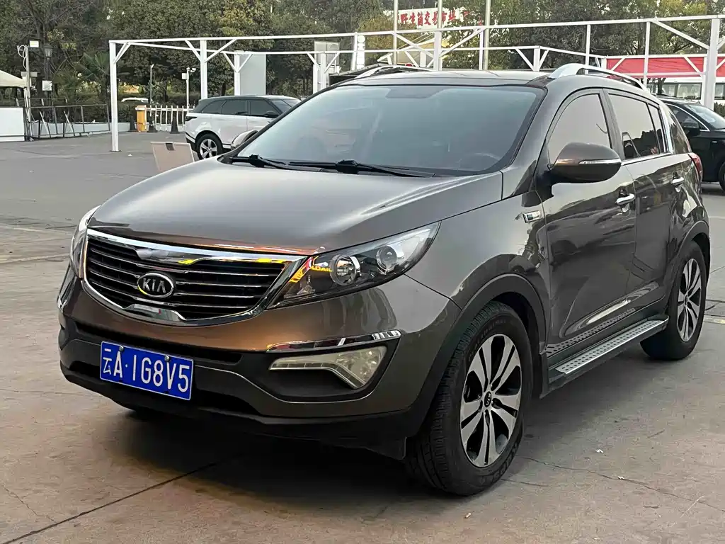 Zhipao 2012 2.0L automatic two-wheel drive GLS купить на сайте DeffCars