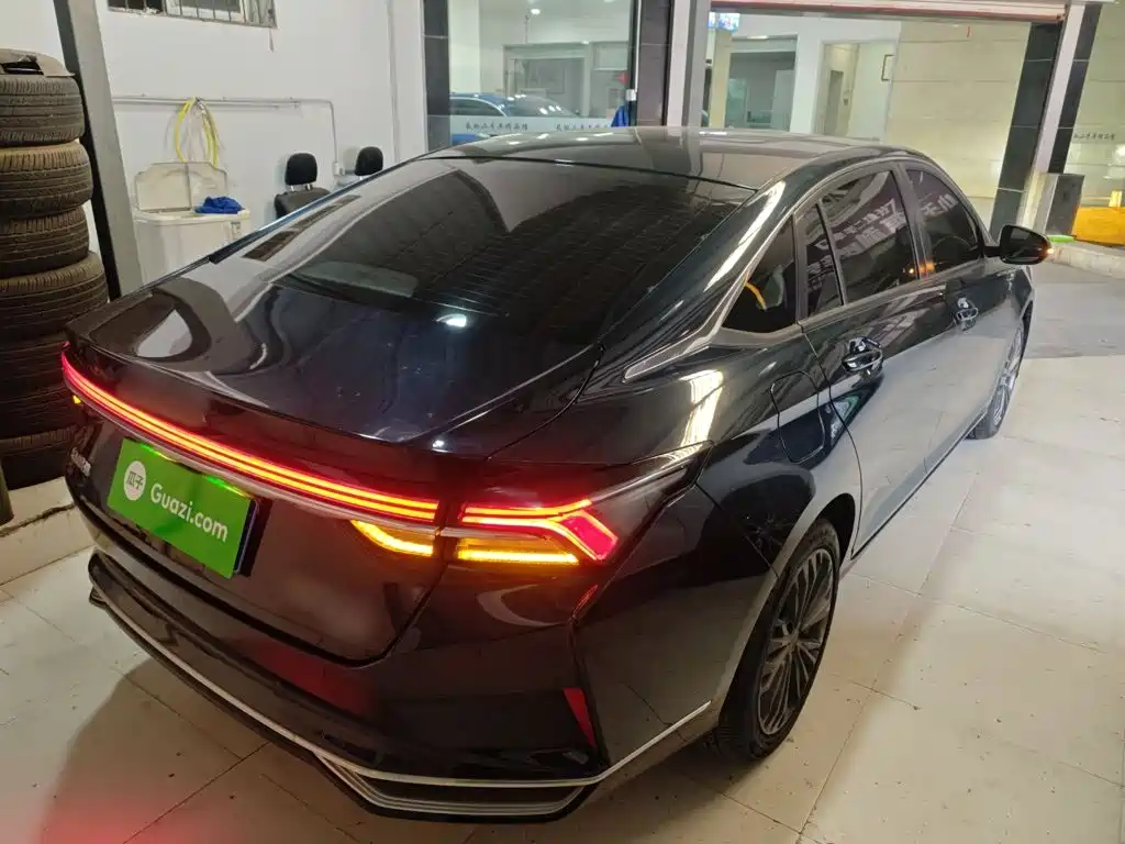 Yixuan max 2023 1.5T Super Chubby Dad Edition купить на сайте DeffCars