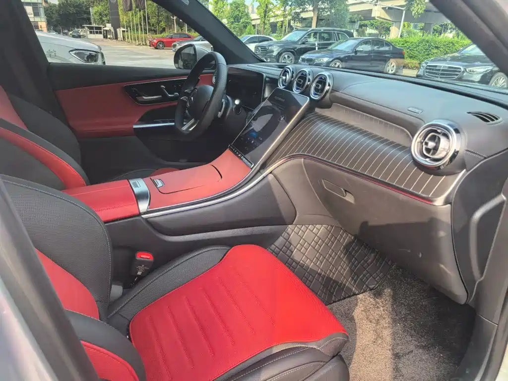 Mercedes GLC New Energy 2025 350e L 4MATIC Collector's Edition купить на сайте DeffCars