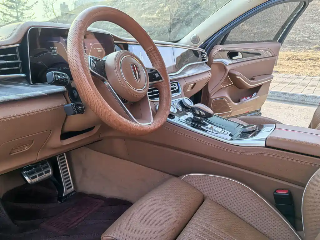 Hongqi H9 2020 2.0T Zhilian Flagship Edition купить на сайте DeffCars