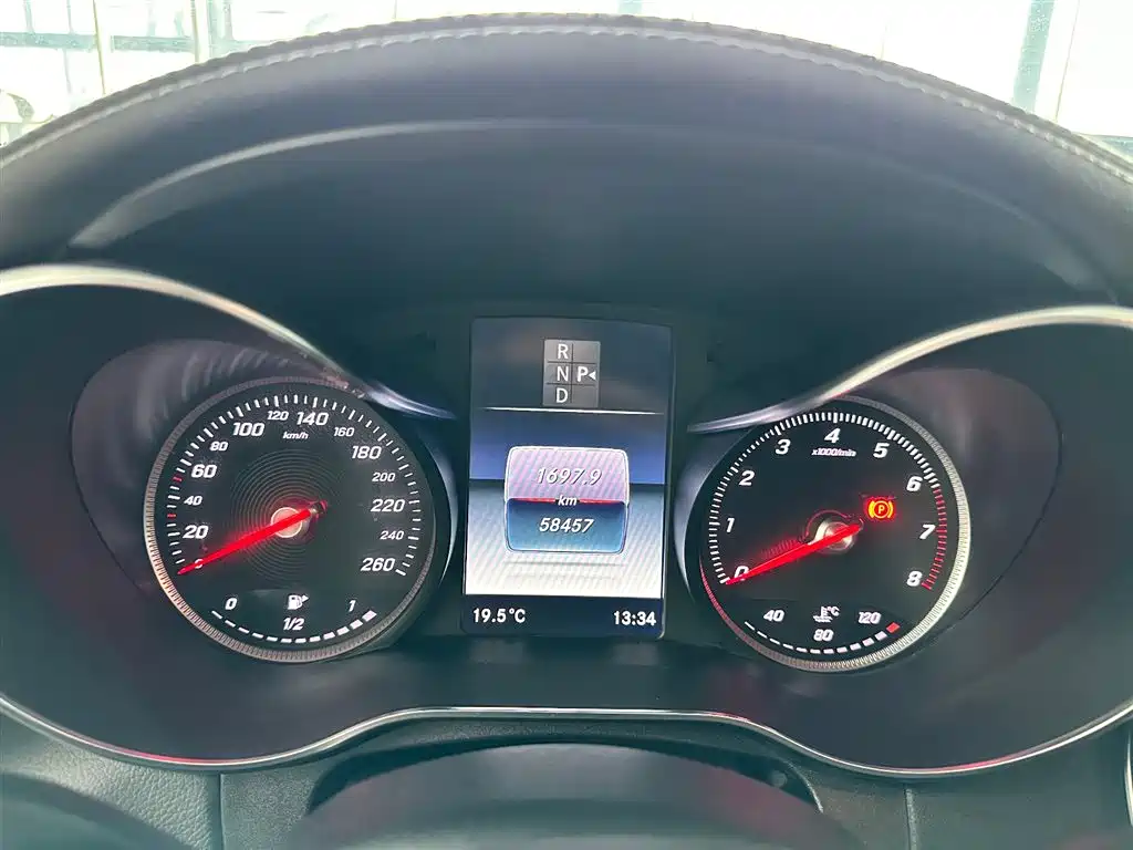 Mercedes-Benz C-Class 2017 C 200 L купить на сайте DeffCars