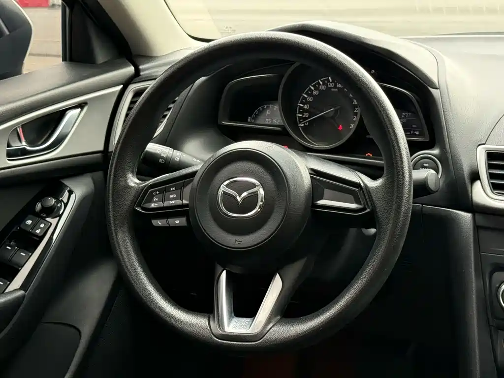 Mazda3 Angkesela 2019 Cloud Control Edition Sedan 1.5L Automatic Luxury Type National V купить на сайте DeffCars