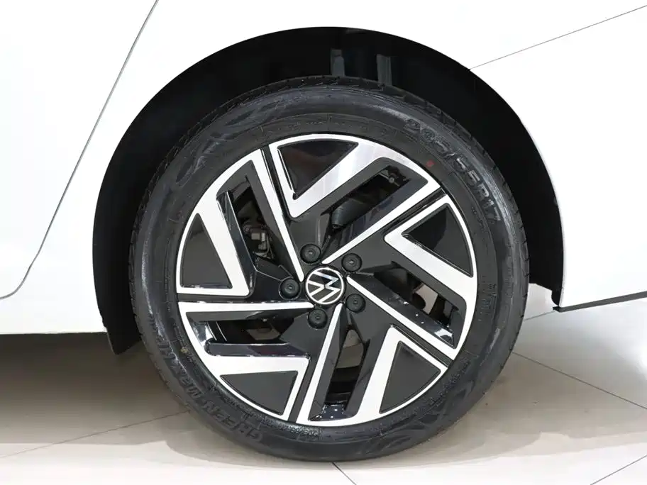 Sagitar 2023 300TSI DSG Beyond Edition купить на сайте DeffCars
