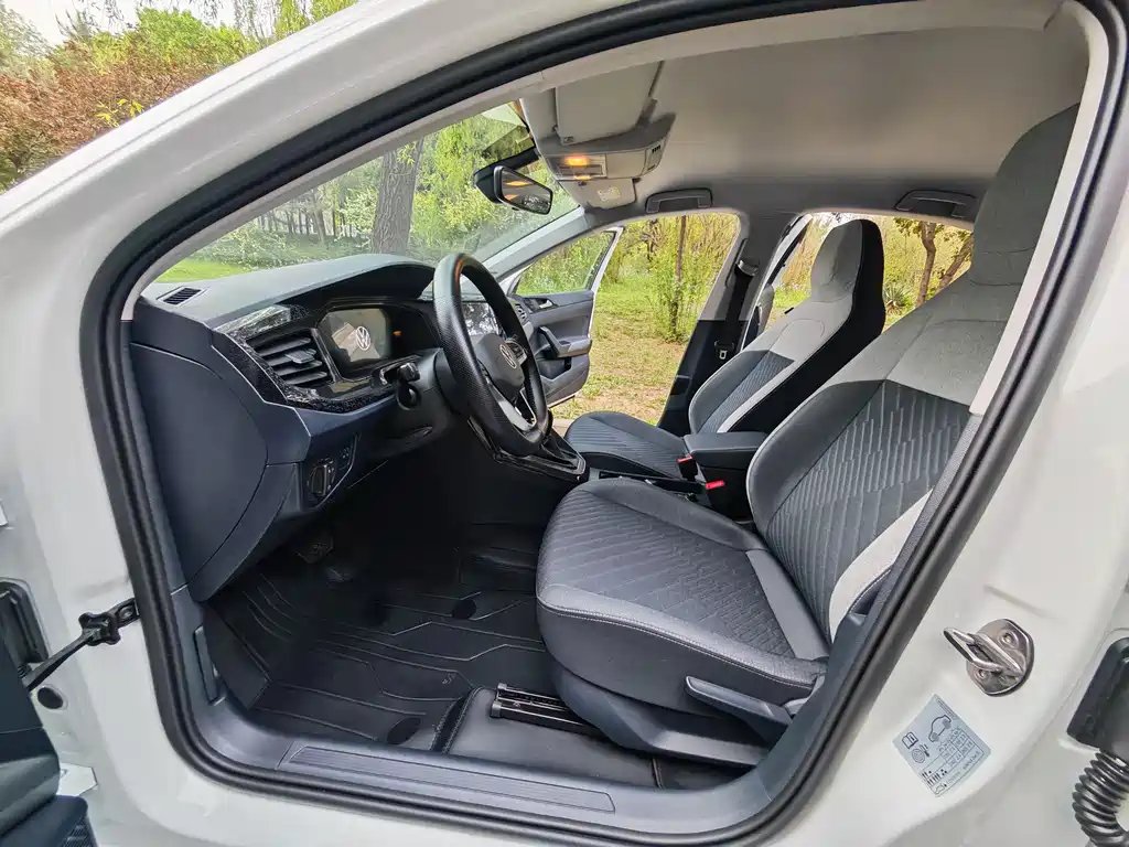 Lavida 2025 Xinrui 1.5L Outstanding Xinyi Edition купить на сайте DeffCars