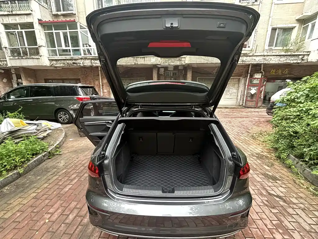 Audi A3 2023 Sportback 35 TFSI stylish and sporty купить на сайте DeffCars