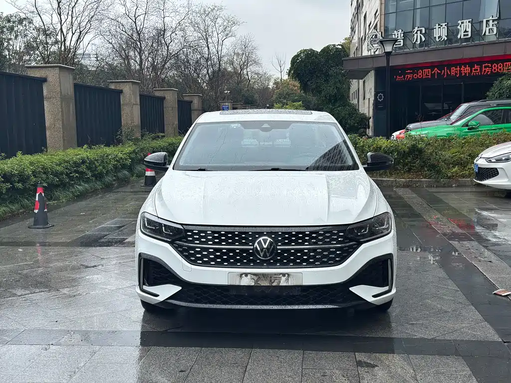 Lavida 2023 300TSI DSG Starry Sky Full Edition купить на сайте DeffCars