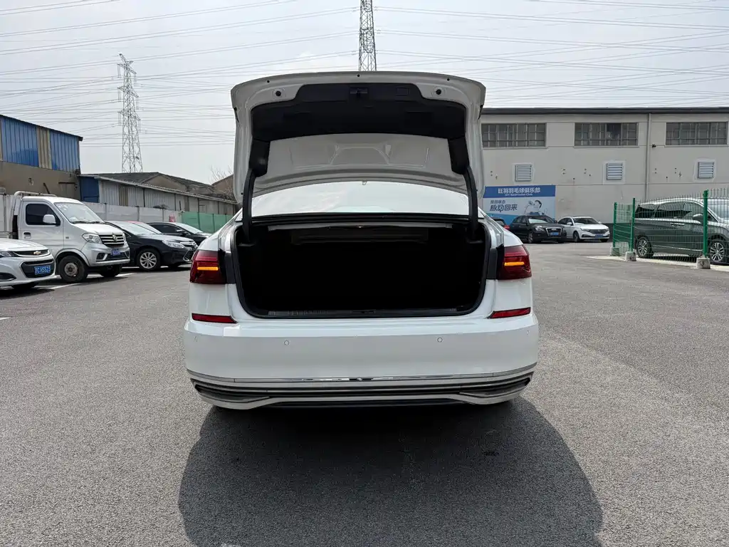 Passat 2020 330TSI Elite Edition National VI купить на сайте DeffCars