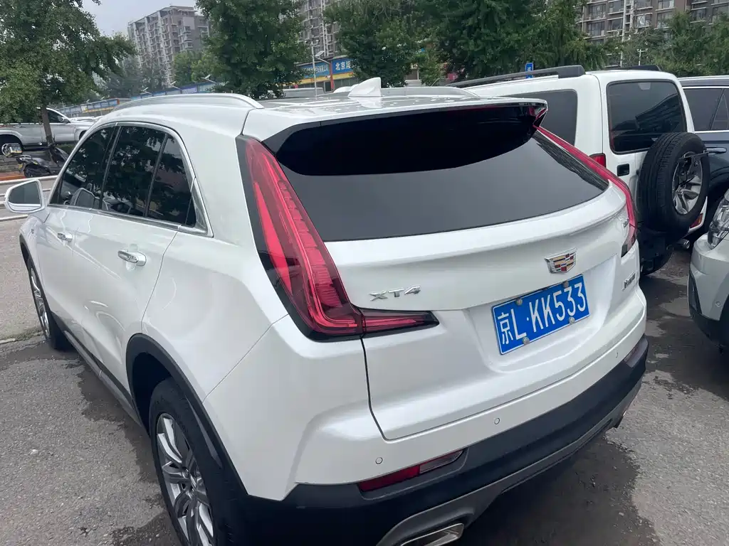 Cadillac XT4 2021 28T two-wheel drive luxury model купить на сайте DeffCars