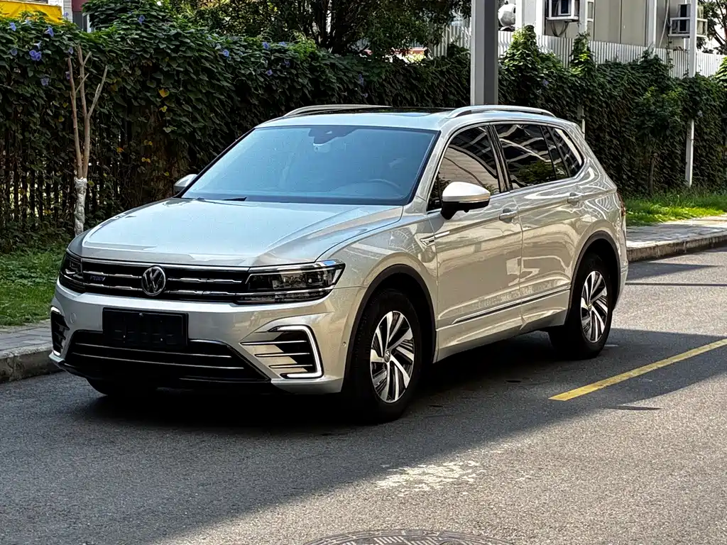 Tiguan L plug-in hybrid 2020 430PHEV plug-in hybrid flagship version купить на сайте DeffCars