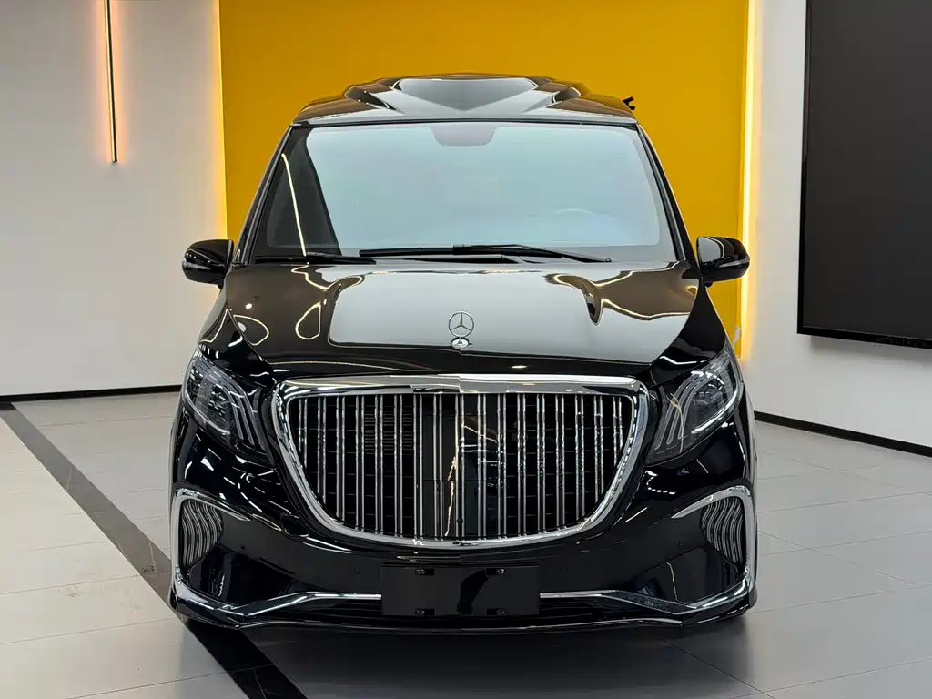 Vito 2023 2.0T Business Edition 7 seats купить на сайте DeffCars
