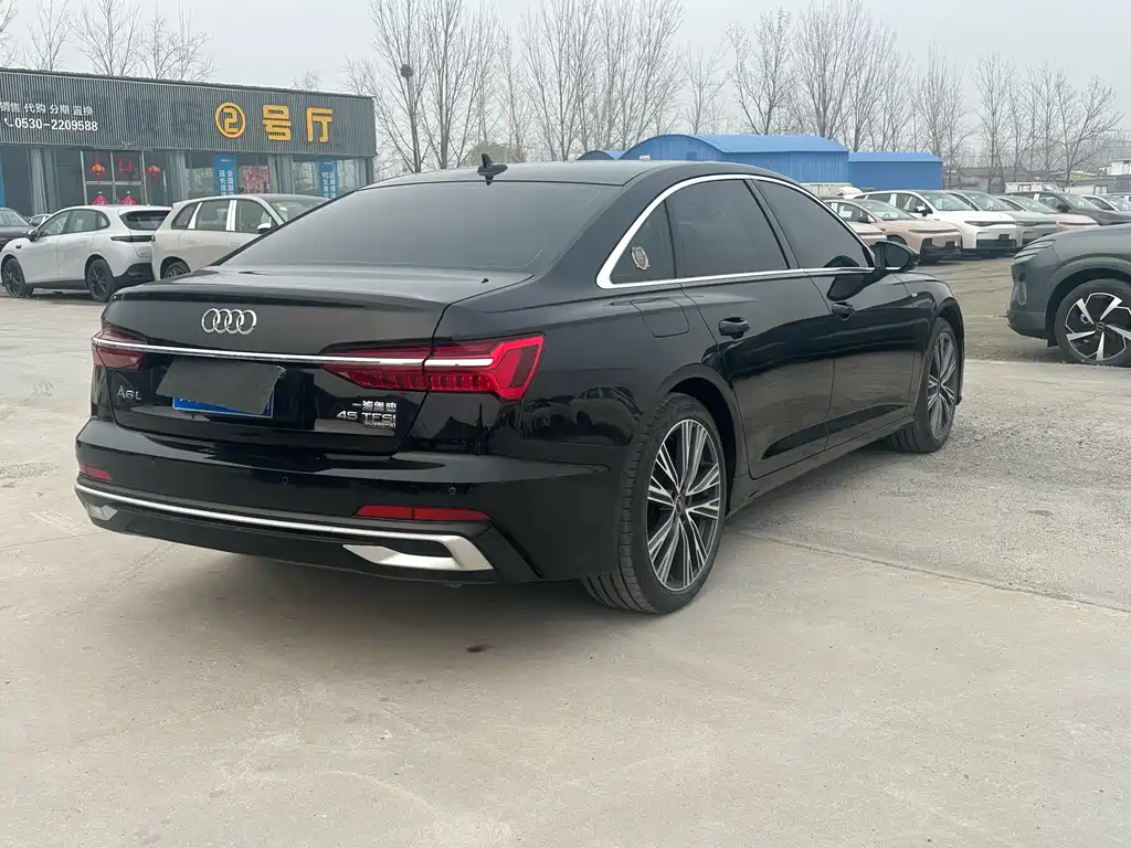 Audi A6L 2024 45 TFSI quattro exclusive dynamic model купить на сайте DeffCars